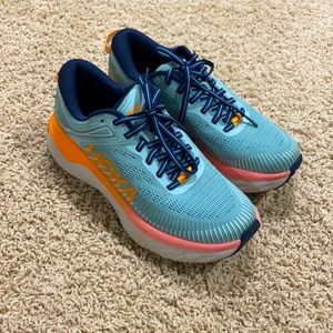 Hoka one one